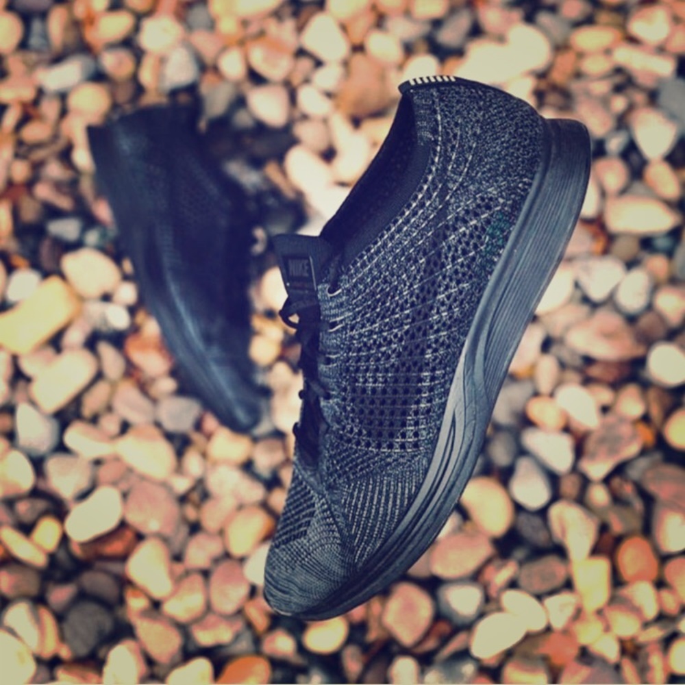 Nike flyknit racer